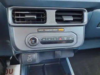 Ford Maverick 2025 XL 4dr SuperCrew 4.5 ft. SB