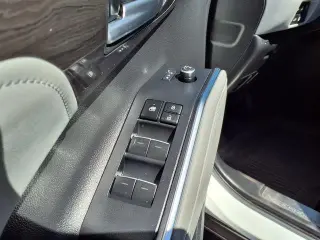 Toyota Highlander 2023 LE 4dr SUV