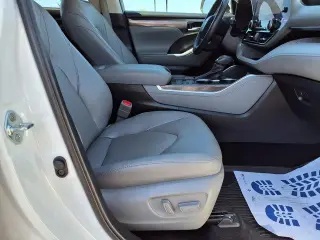 Toyota Highlander 2023 LE 4dr SUV