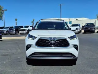 Toyota Highlander 2023 LE 4dr SUV