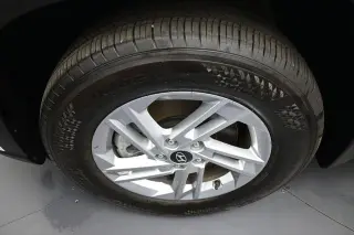 Hyundai TUCSON 2025 AWD SE 4dr SUV