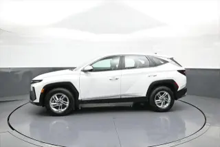 Hyundai TUCSON 2025 AWD SE 4dr SUV