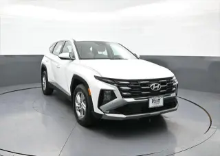 Hyundai TUCSON 2025 AWD SE 4dr SUV