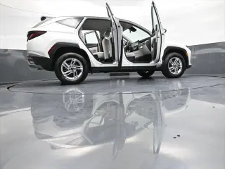 Hyundai TUCSON 2025 AWD SE 4dr SUV