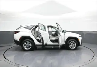 Hyundai TUCSON 2025 AWD SE 4dr SUV