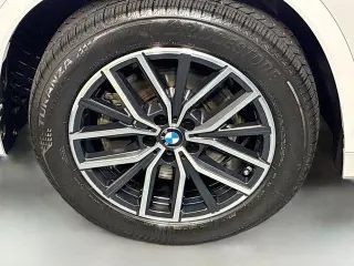 BMW X1 2023 AWD xDrive28i 4dr Sports Activity Vehicle