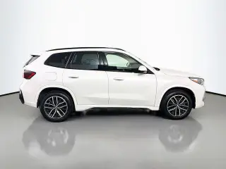 BMW X1 2023 AWD xDrive28i 4dr Sports Activity Vehicle