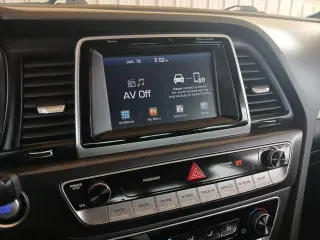 Hyundai SONATA 2018 Sport 2.0T 4dr Sedan