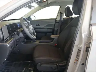 Hyundai KONA 2025 SE 4dr Crossover