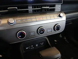 Hyundai KONA 2025 SE 4dr Crossover