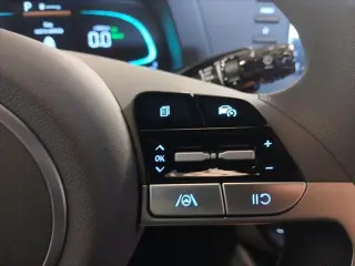 Hyundai ELANTRA Hybrid 2025 Blue 4dr Sedan