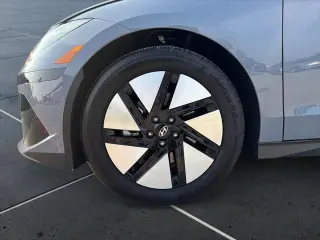 Hyundai IONIQ 6 2025 SE 4dr Sedan