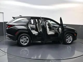 Hyundai TUCSON 2026 SE 4dr SUV