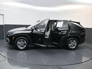 Hyundai TUCSON 2026 SE 4dr SUV