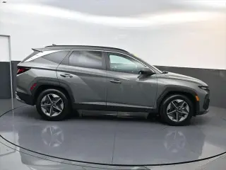 Hyundai TUCSON 2025 SEL 4dr SUV