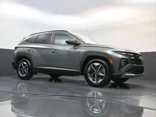 Hyundai TUCSON 2025 SEL 4dr SUV