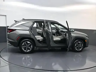 Hyundai TUCSON 2025 SEL 4dr SUV