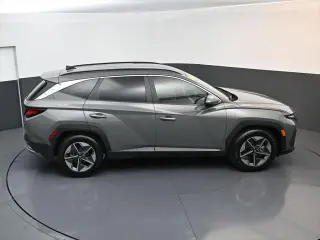 Hyundai TUCSON 2025 SEL 4dr SUV