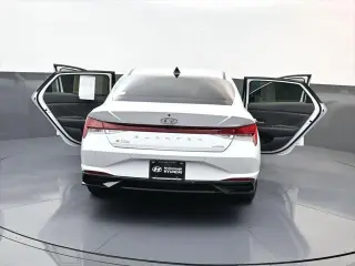 Hyundai ELANTRA 2022 Limited 4dr Sedan