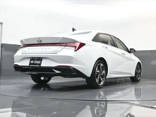 Hyundai ELANTRA 2022 Limited 4dr Sedan