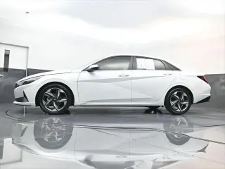 Hyundai ELANTRA 2022 Limited 4dr Sedan