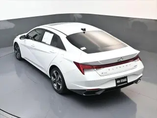 Hyundai ELANTRA 2022 Limited 4dr Sedan