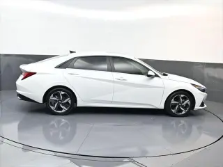 Hyundai ELANTRA 2022 Limited 4dr Sedan
