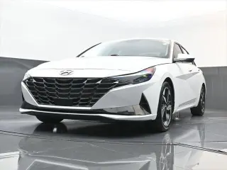 Hyundai ELANTRA 2022 Limited 4dr Sedan