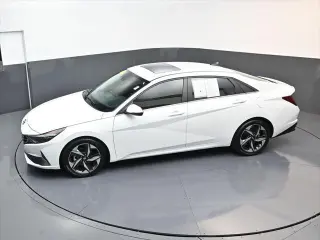 Hyundai ELANTRA 2022 Limited 4dr Sedan