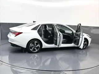 Hyundai ELANTRA 2022 Limited 4dr Sedan