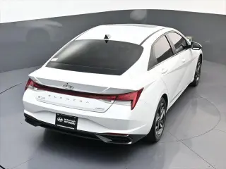 Hyundai ELANTRA 2022 Limited 4dr Sedan