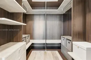 Propiedad en alquiler con 1 dormitorio y 1.5 baños en Miami
