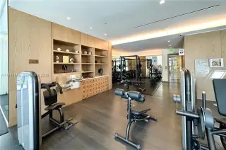 Propiedad en alquiler con 1 dormitorio y 1.5 baños en Miami