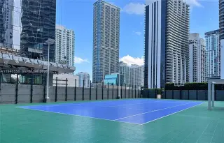 Propiedad en alquiler con 1 dormitorio y 1.5 baños en Miami