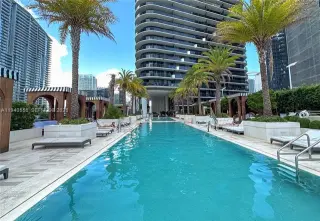 Propiedad en alquiler con 1 dormitorio y 1.5 baños en Miami