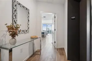 Propiedad en alquiler con 1 dormitorio y 1.5 baños en Miami