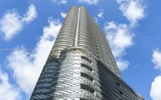 Propiedad en alquiler con 1 dormitorio y 1.5 baños en Miami
