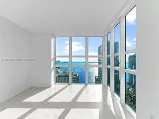 Propiedad en alquiler con 2 habitaciones y 2.5 baños en Miami