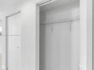 Propiedad en alquiler con 2 habitaciones y 2.5 baños en Miami