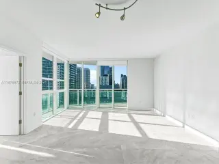 Propiedad en alquiler con 2 habitaciones y 2.5 baños en Miami