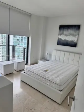 Propiedad en alquiler con 2 habitaciones y 2.5 baños en Miami
