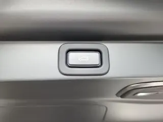 2022 Land Rover New Range Rover