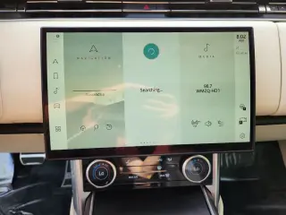 2022 Land Rover New Range Rover