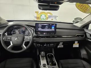 2026 Mitsubishi Outlander