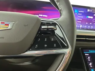 2025 CADILLAC Escalade