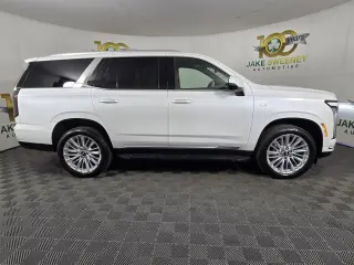 2025 CADILLAC Escalade