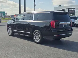 2023 GMC Yukon XL