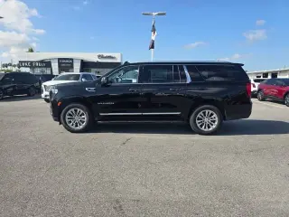 2023 GMC Yukon XL