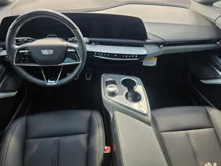 2025 CADILLAC OPTIQ