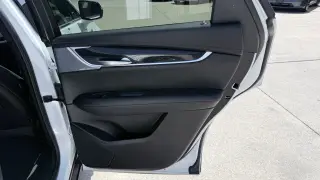 2024 CADILLAC XT5